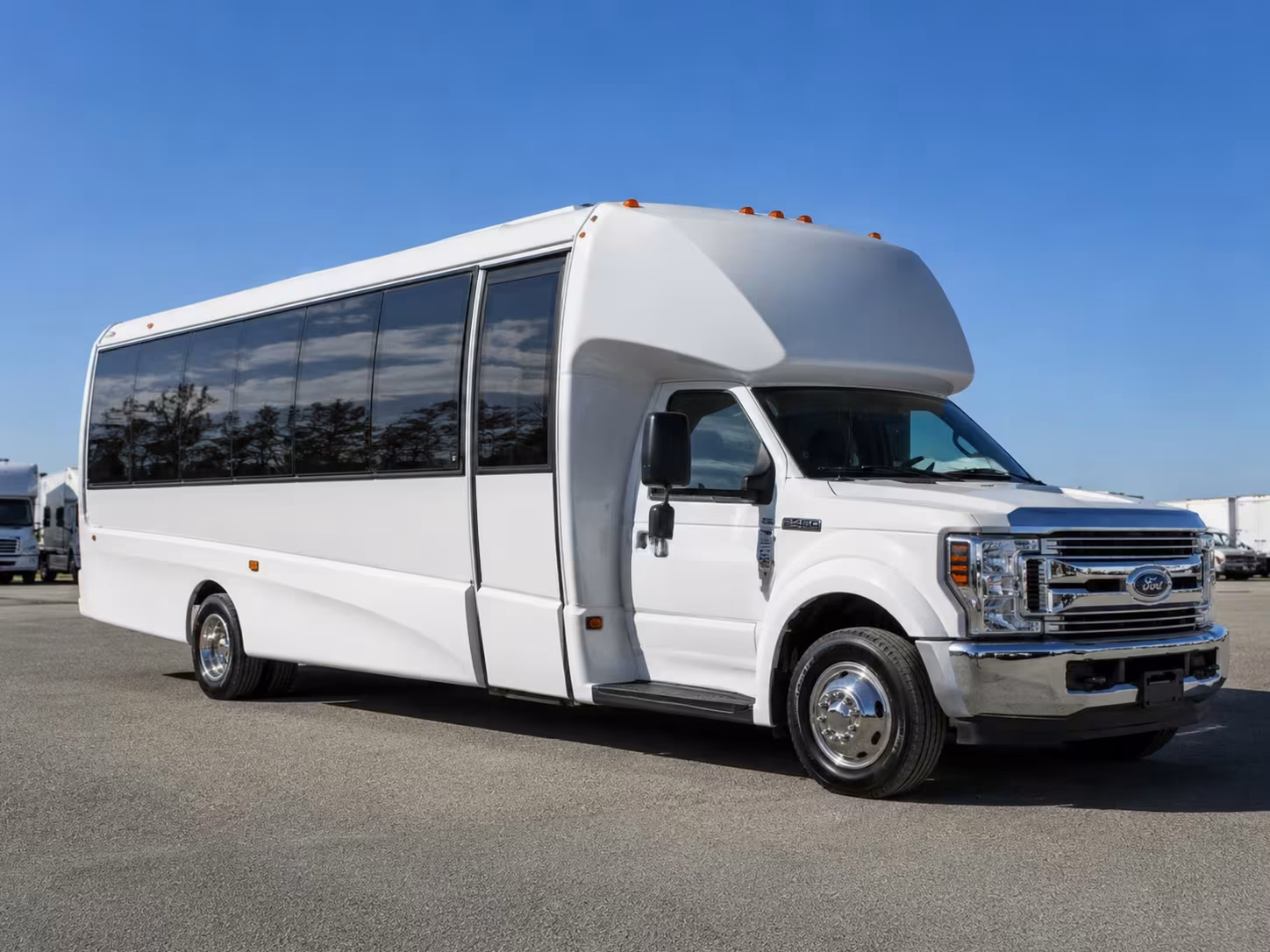camarillo youth ministry and vbs minibus rentals