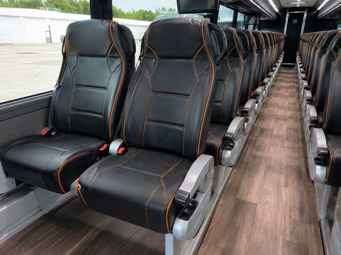 long distance corporate and university charter buses in camarillo