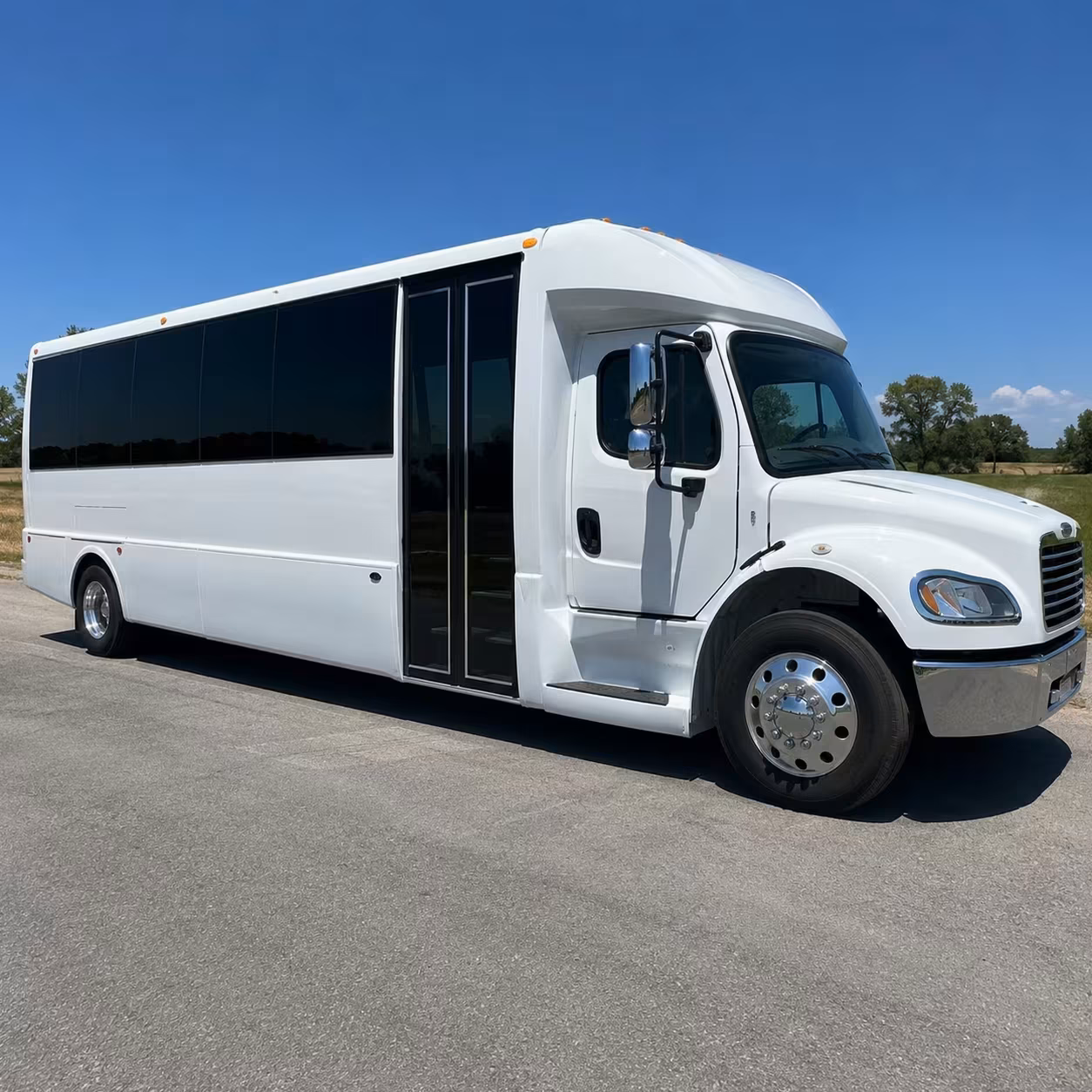 minibus rentals for camarillo aviation museum field trips