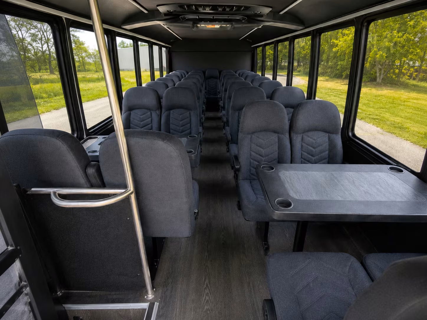 minibus rentals for local camarillo and oxnard concerts